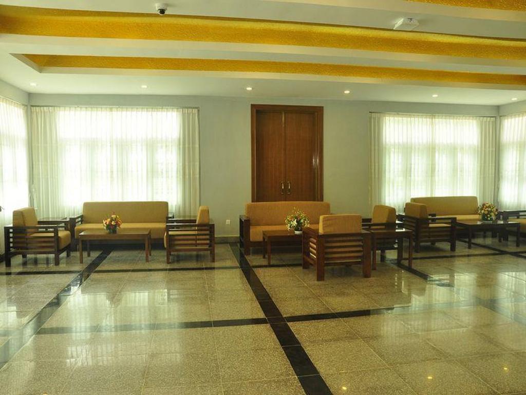 Myanmar Sport Hotel Rangoon Buitenkant foto