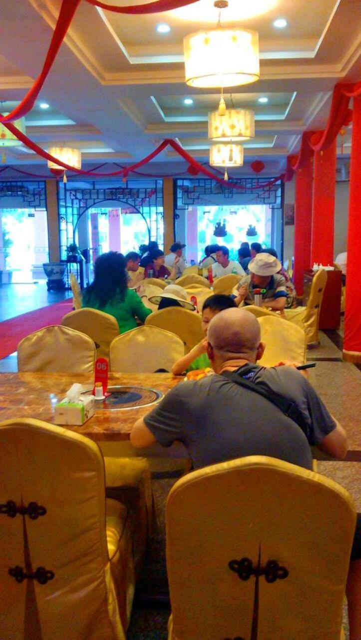 Myanmar Sport Hotel Rangoon Buitenkant foto