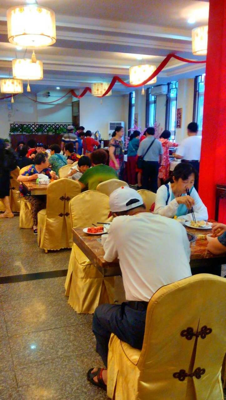 Myanmar Sport Hotel Rangoon Buitenkant foto