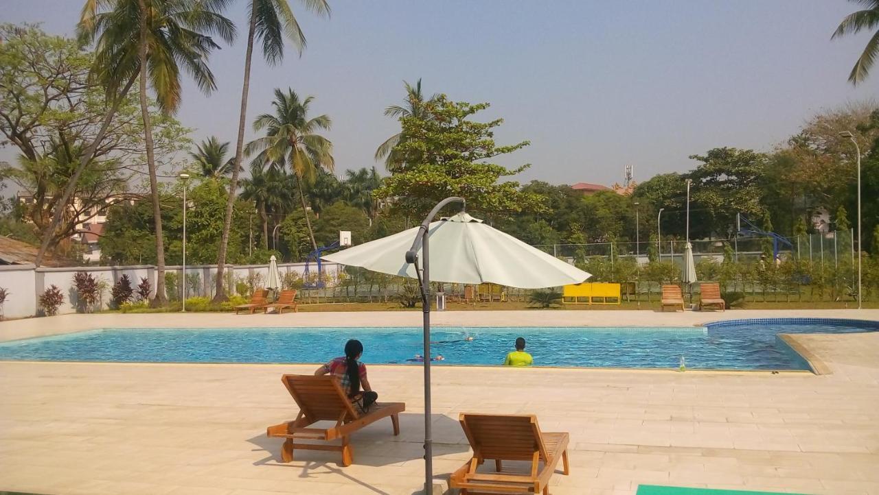 Myanmar Sport Hotel Rangoon Buitenkant foto